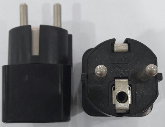Adaptador de corriente universal MAGNETICS